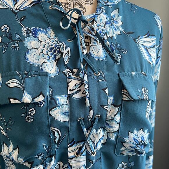 A.n.a light blue white and black floral long sleeve blouse w/ lace up tie Detail - Picture 7 of 9